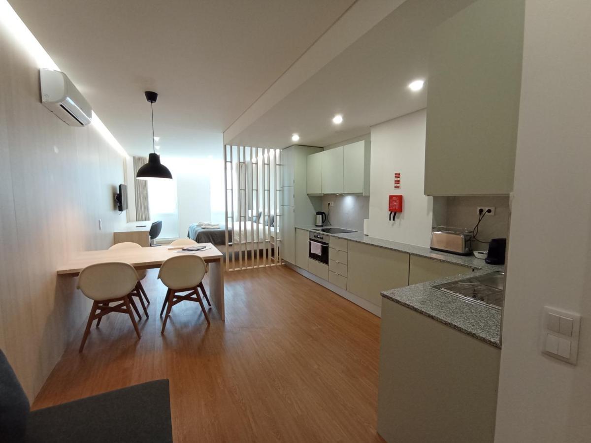 715 Gale Apartment Wi-Fi, Estacionamento ポルト エクステリア 写真