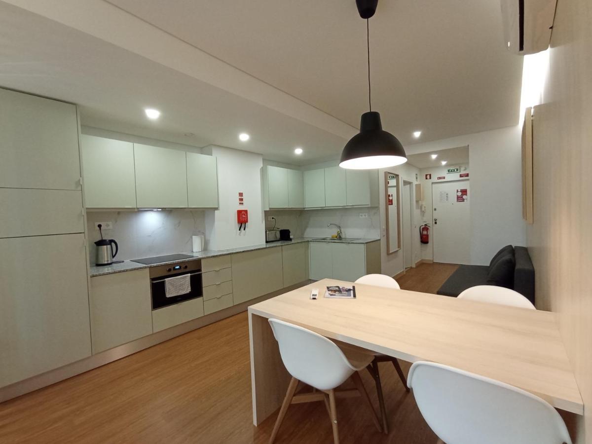 715 Gale Apartment Wi-Fi, Estacionamento ポルト エクステリア 写真
