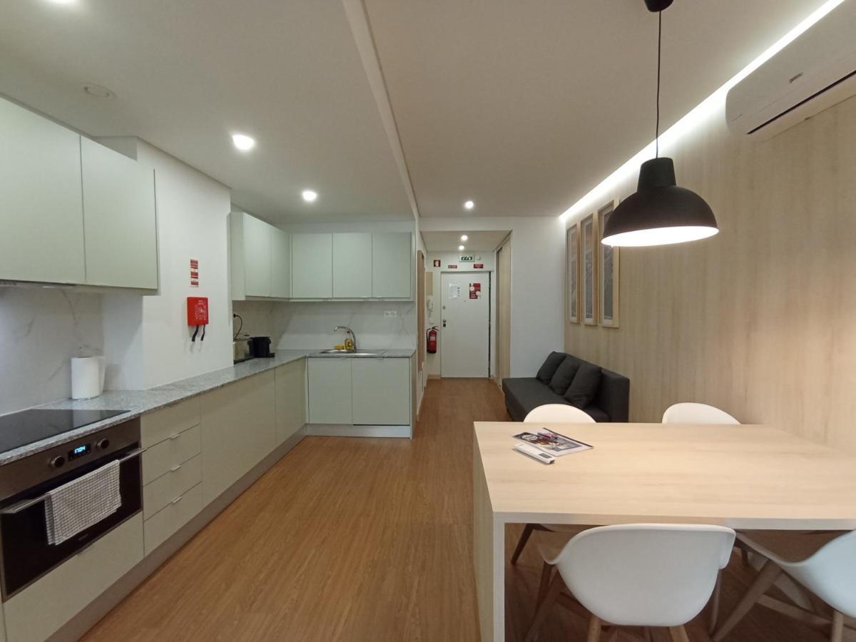715 Gale Apartment Wi-Fi, Estacionamento ポルト エクステリア 写真